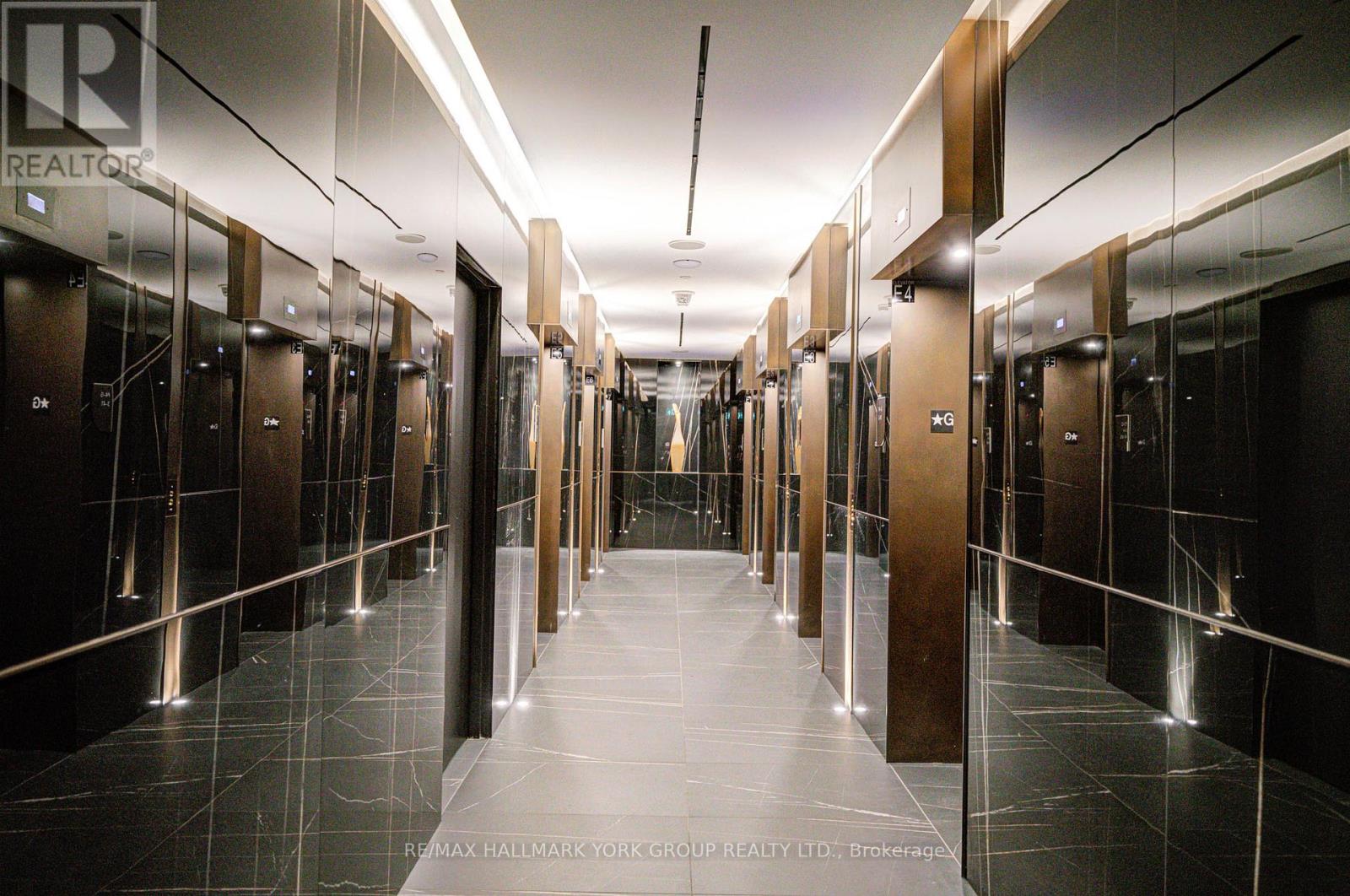 3609 - 11 Yorkville Avenue, Toronto, Ontario  M4W 1L2 - Photo 8 - C13881748