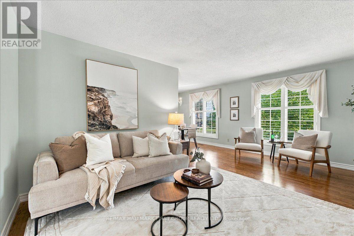 809 Bem Avenue, Pickering, Ontario  L1W 1X2 - Photo 5 - E13881632