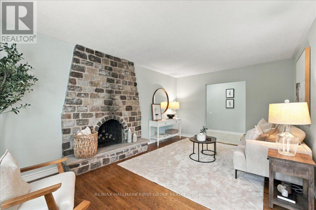 809 Bem Avenue, Pickering, Ontario  L1W 1X2 - Photo 6 - E13881632