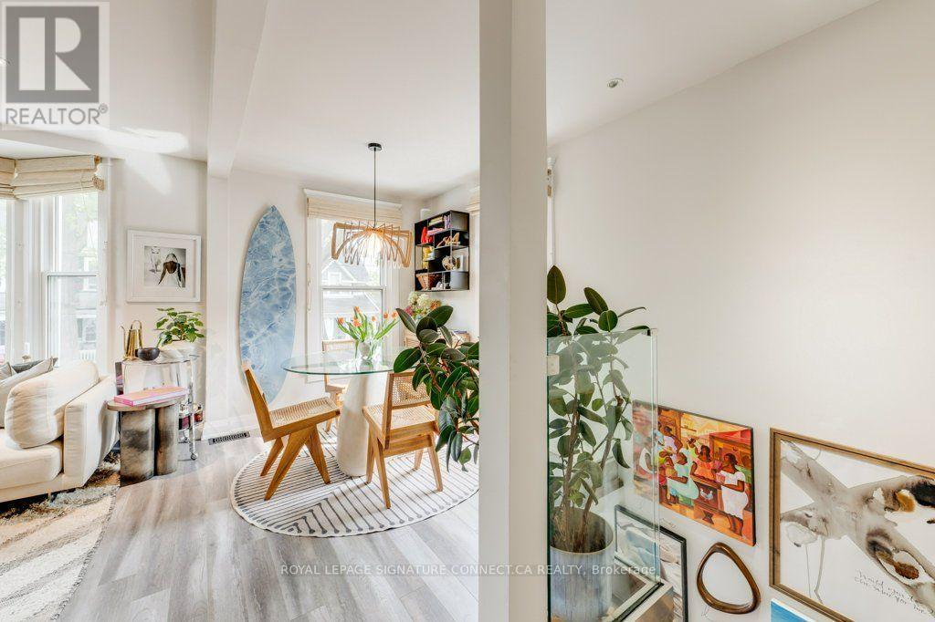 6 Wheeler Avenue, Toronto, Ontario  M4L 3V2 - Photo 5 - E13881736