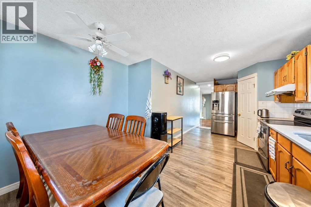 318 Applewood Drive SE, Calgary, Alberta  T2A 7V5 - Photo 5 - A2346804