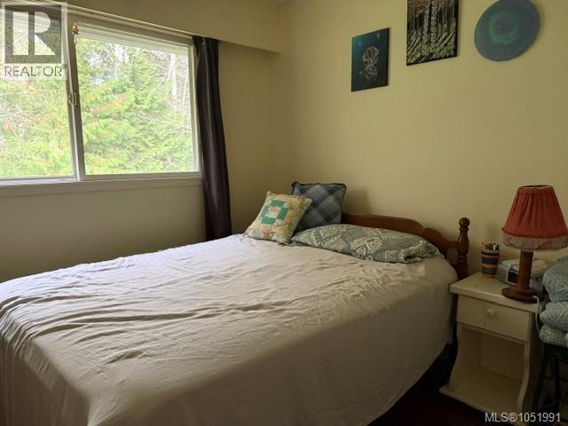 7725 Duval Ave