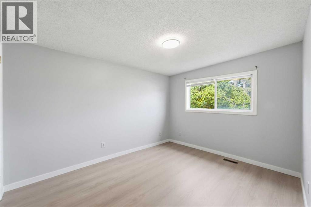 5114 Bowness Road NW, Calgary, Alberta  T3B 0C2 - Photo 7 - A2350953
