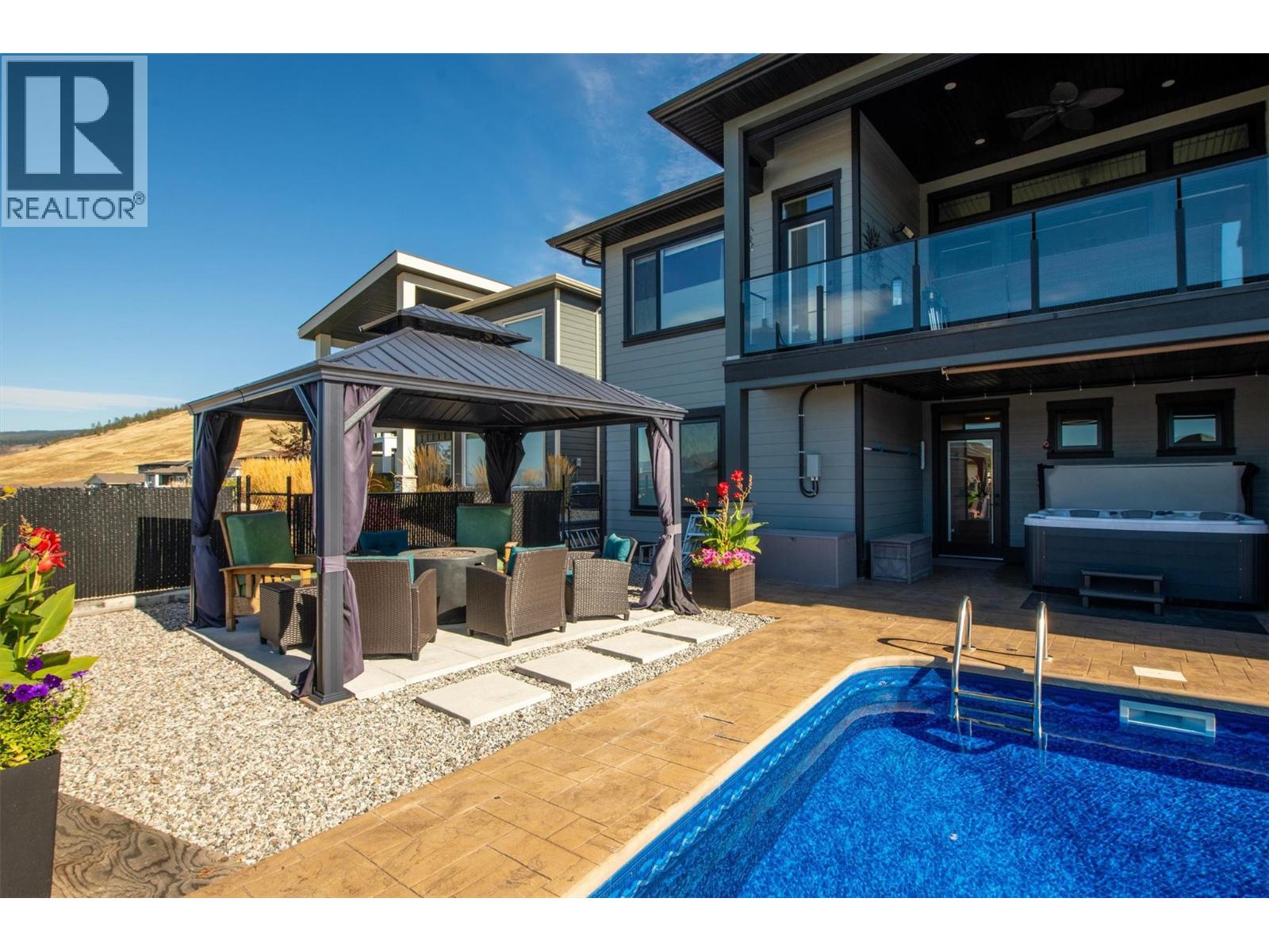 2064 Ryegrass Road