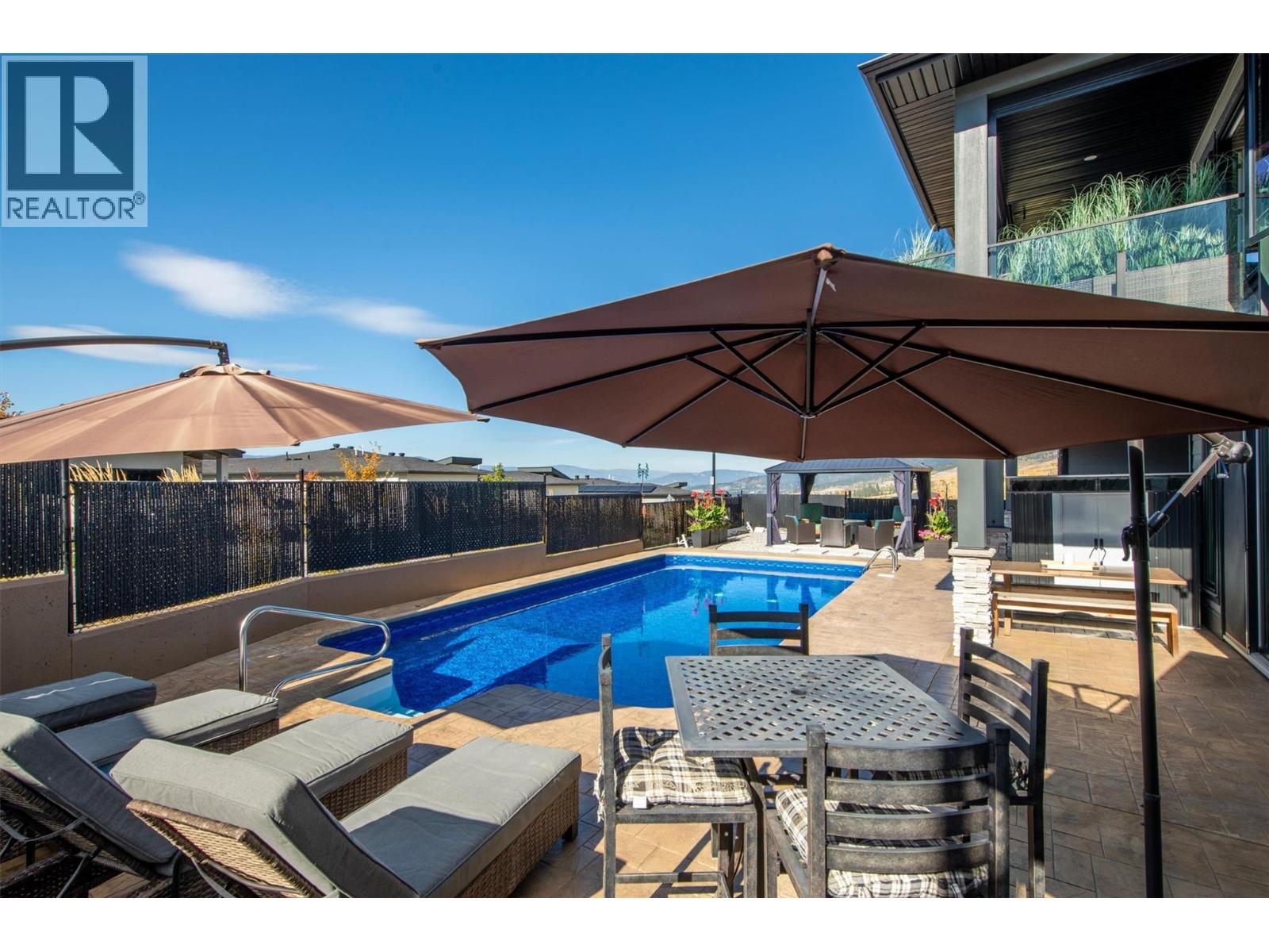2064 Ryegrass Road