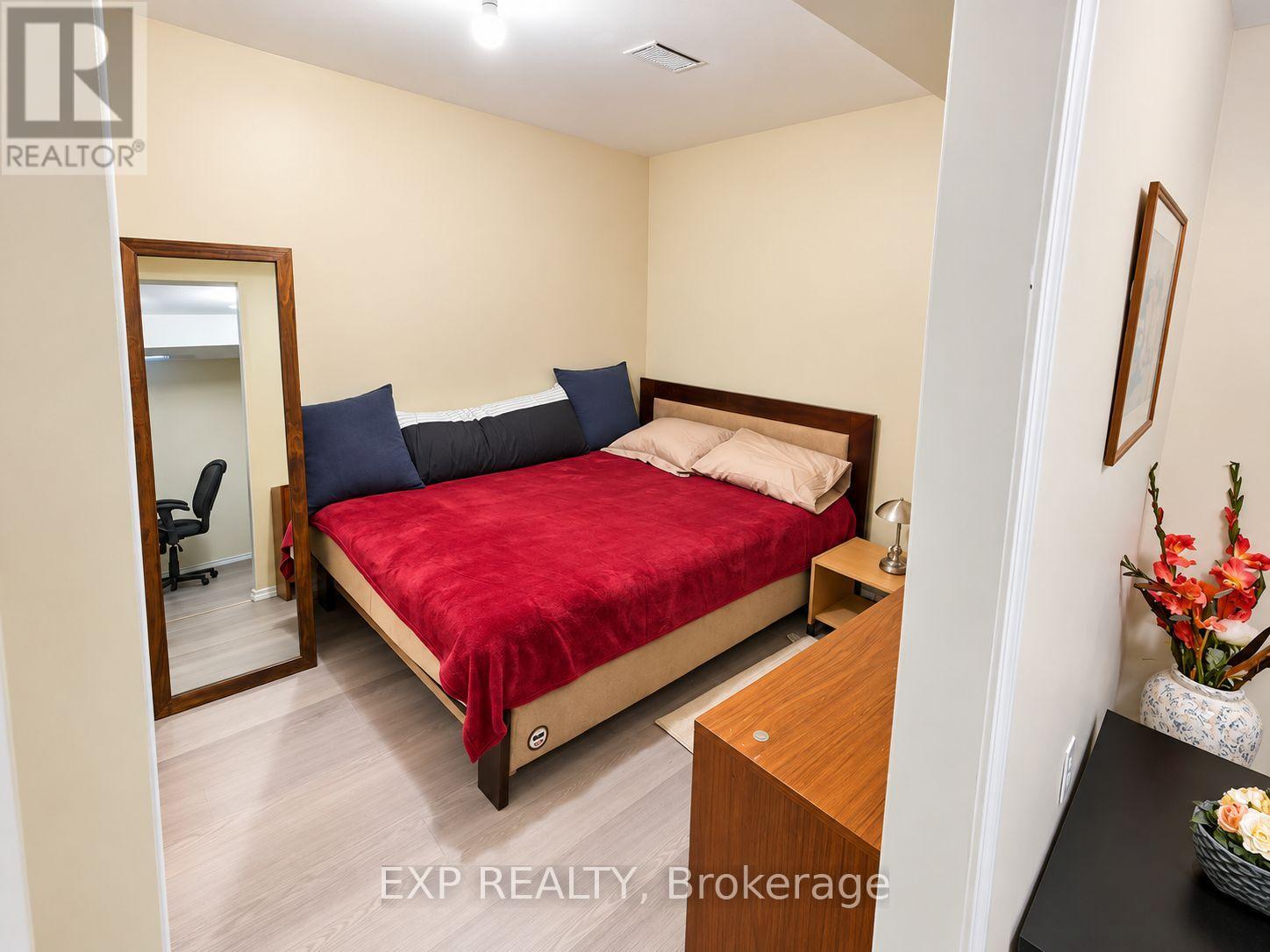 Basement - 45 Lina Marra Drive, Vaughan, Ontario  L4K 5E8 - Photo 11 - N13881476