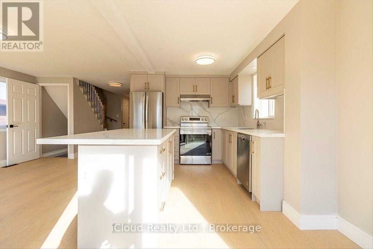 184 Madelaine Drive, Barrie, Ontario  L4N 0S7 - Photo 12 - S13881546