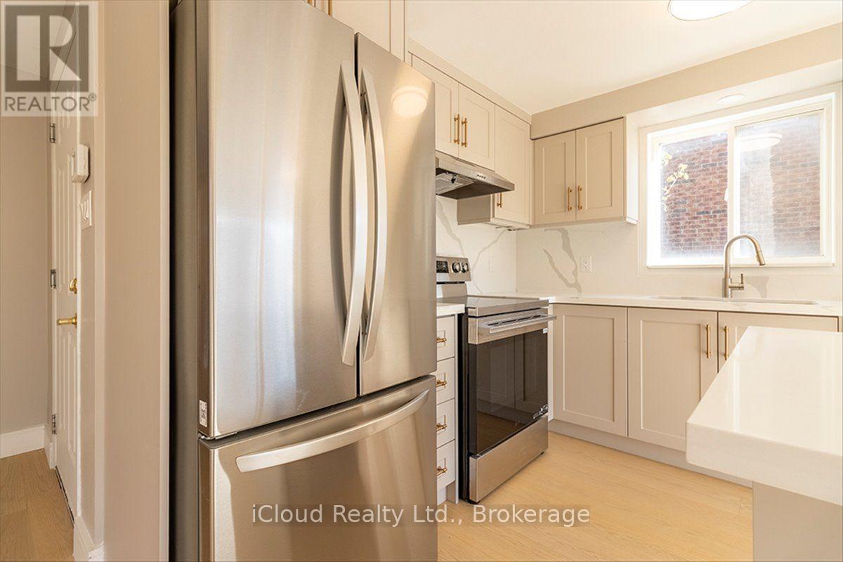 184 Madelaine Drive, Barrie, Ontario  L4N 0S7 - Photo 16 - S13881546