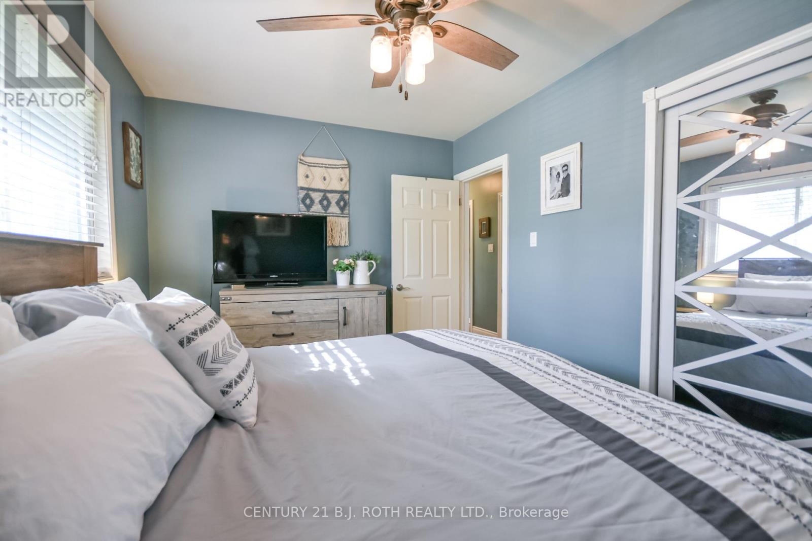 74 Rose Street, Barrie, Ontario  L4M 2T2 - Photo 18 - S13881686