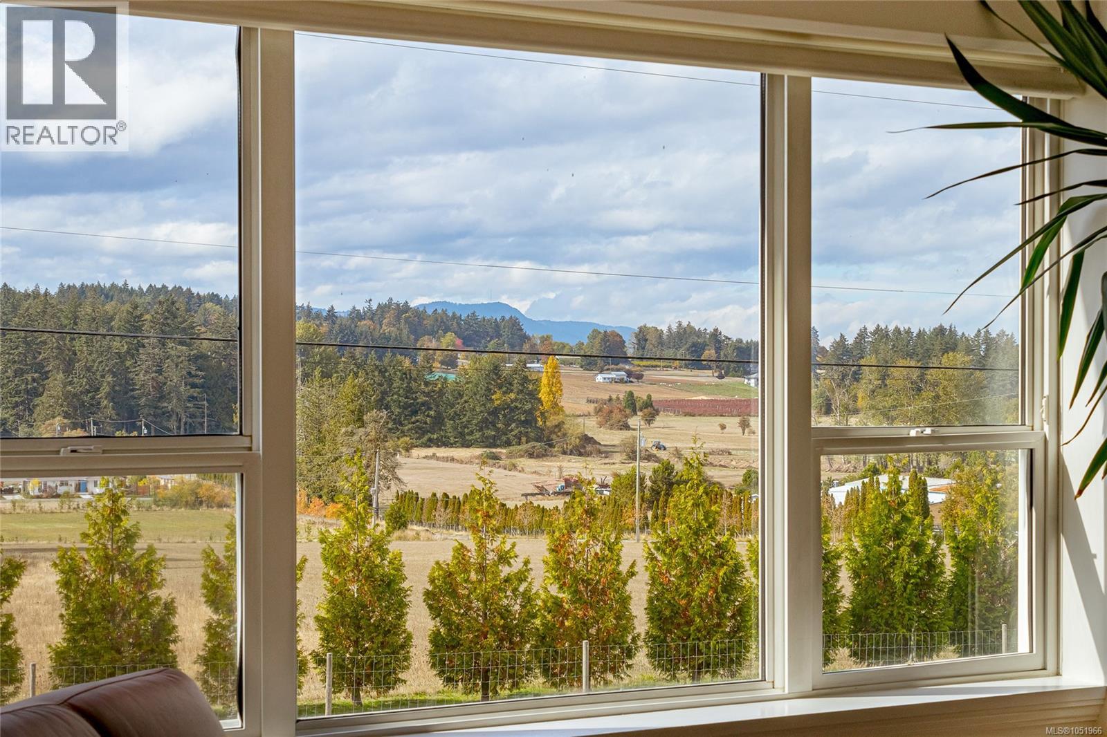 6309 Central Saanich Rd
