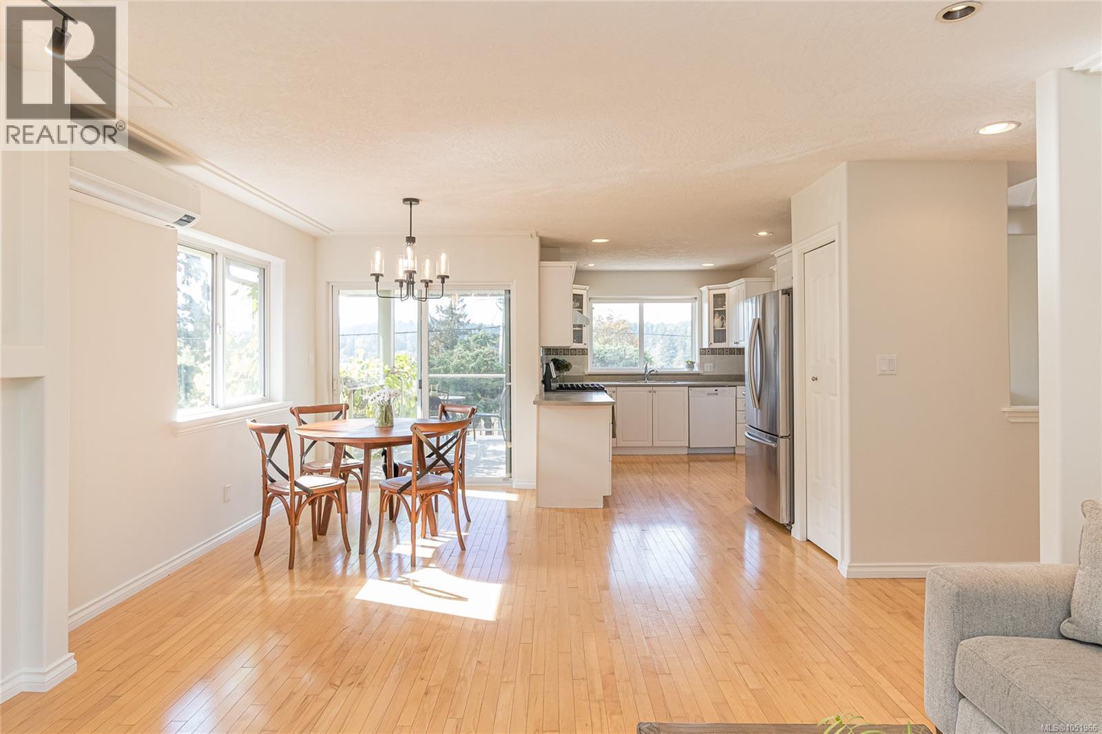 6309 Central Saanich Rd