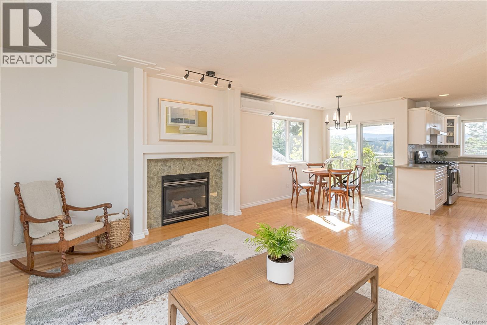 6309 Central Saanich Rd
