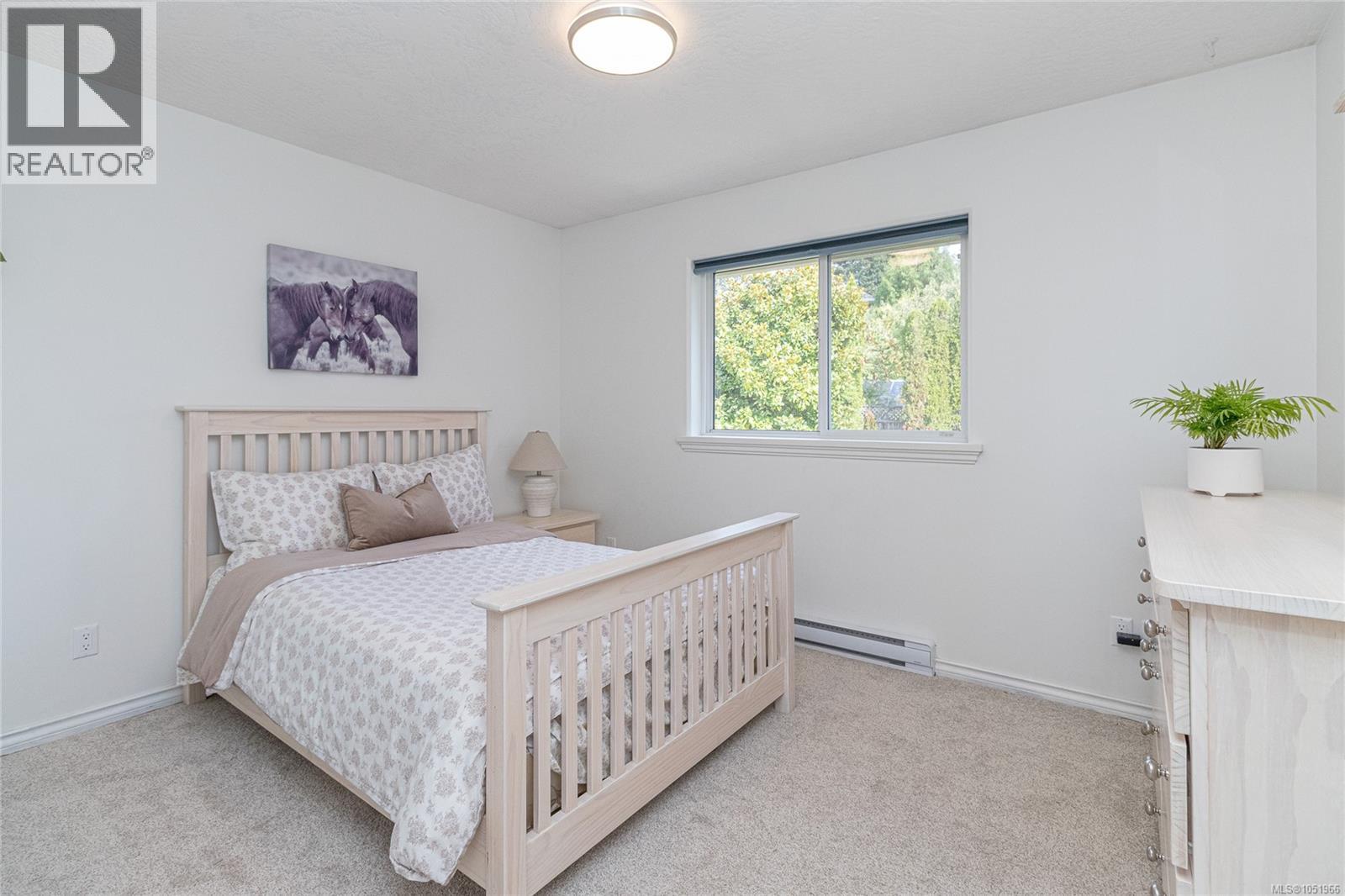 6309 Central Saanich Rd