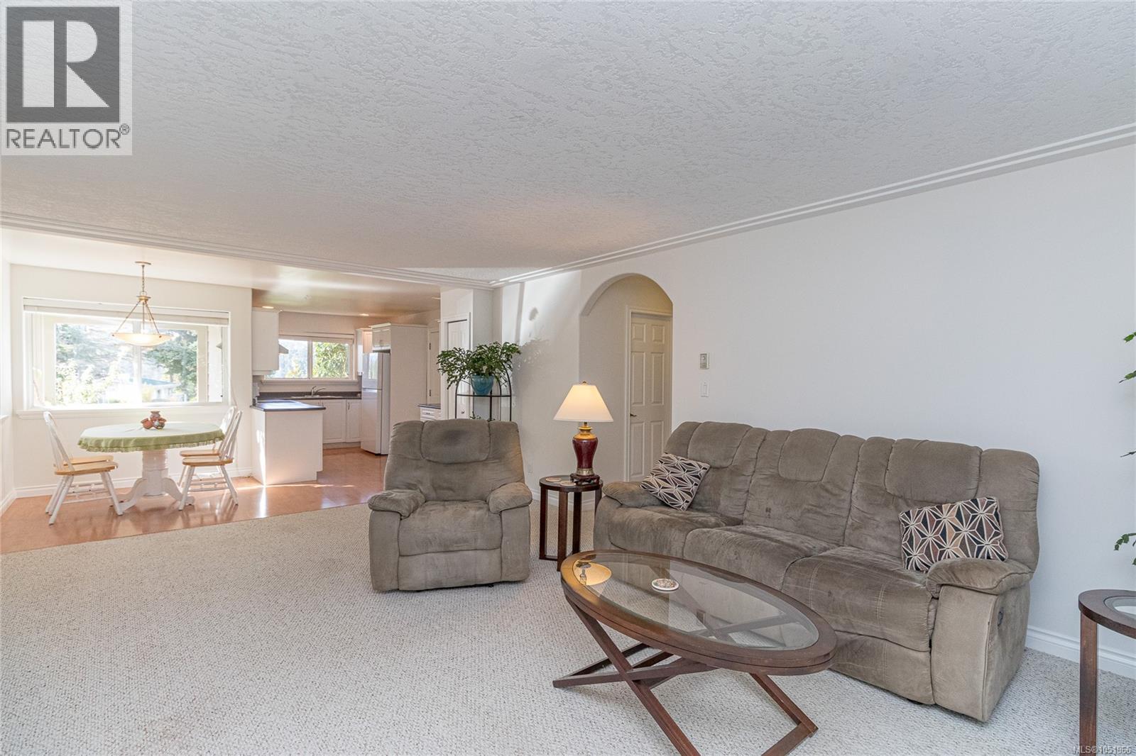 6309 Central Saanich Rd