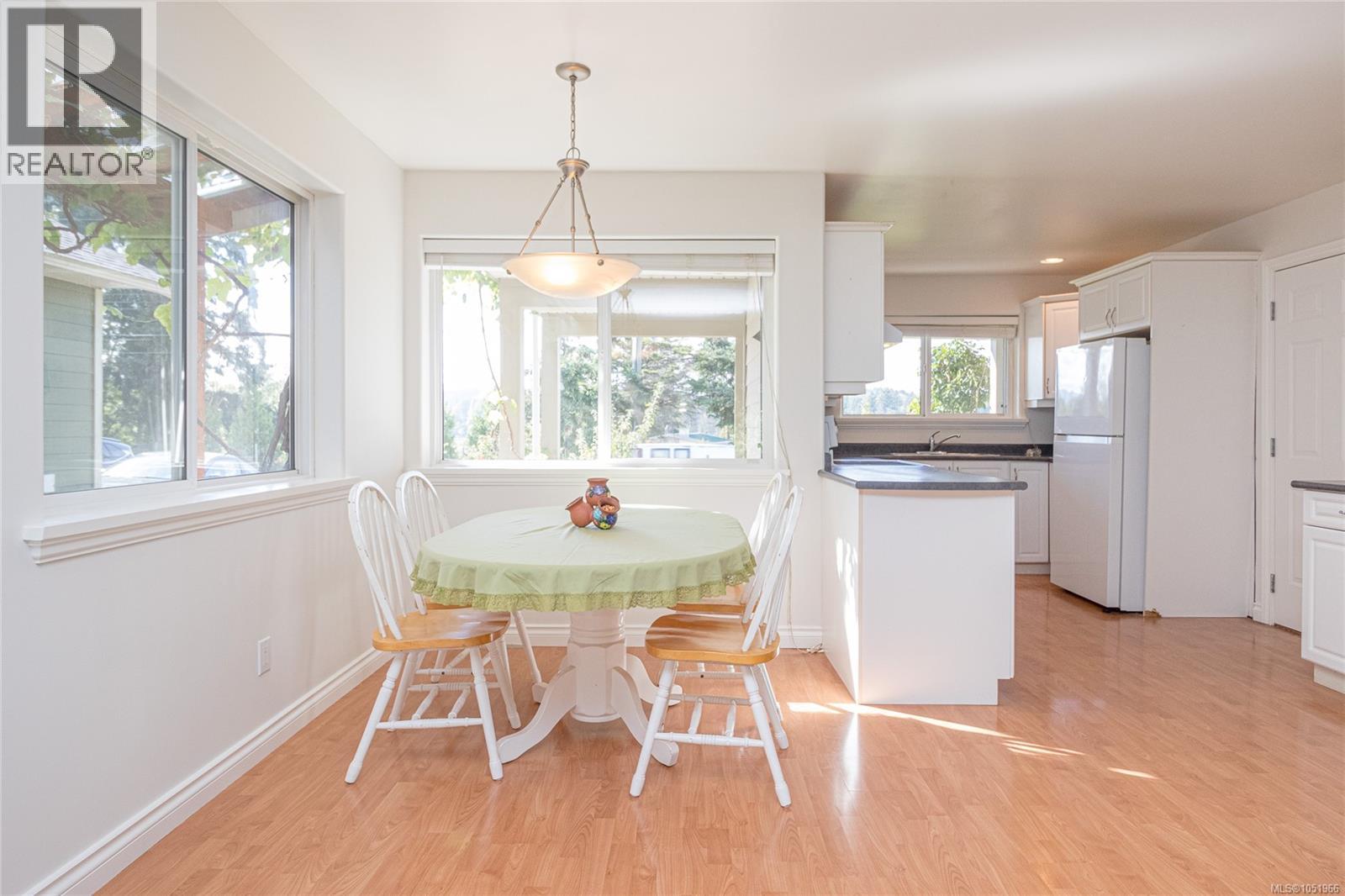 6309 Central Saanich Rd