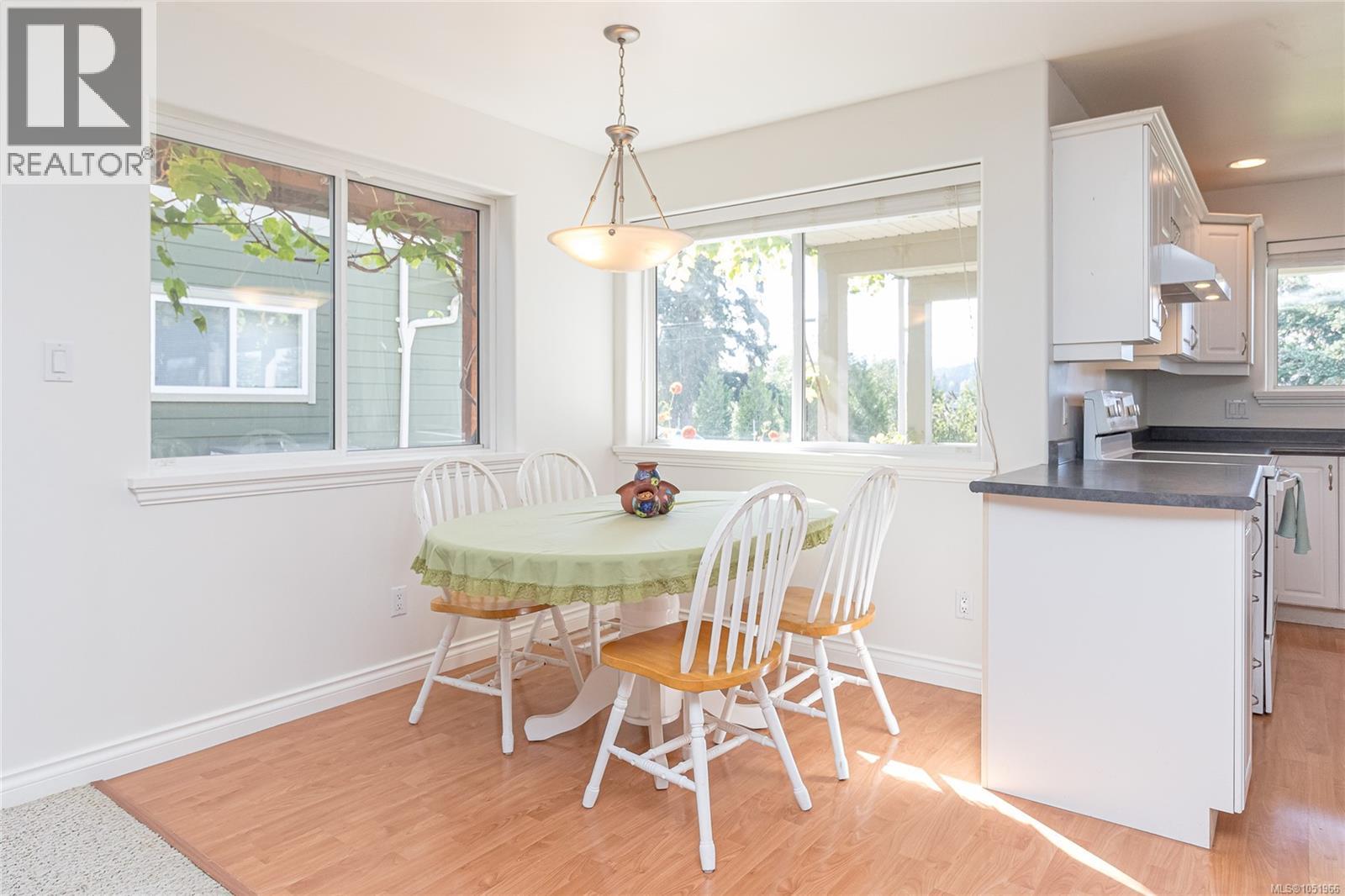 6309 Central Saanich Rd