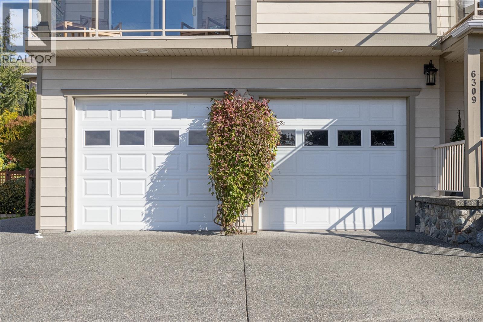 6309 Central Saanich Rd