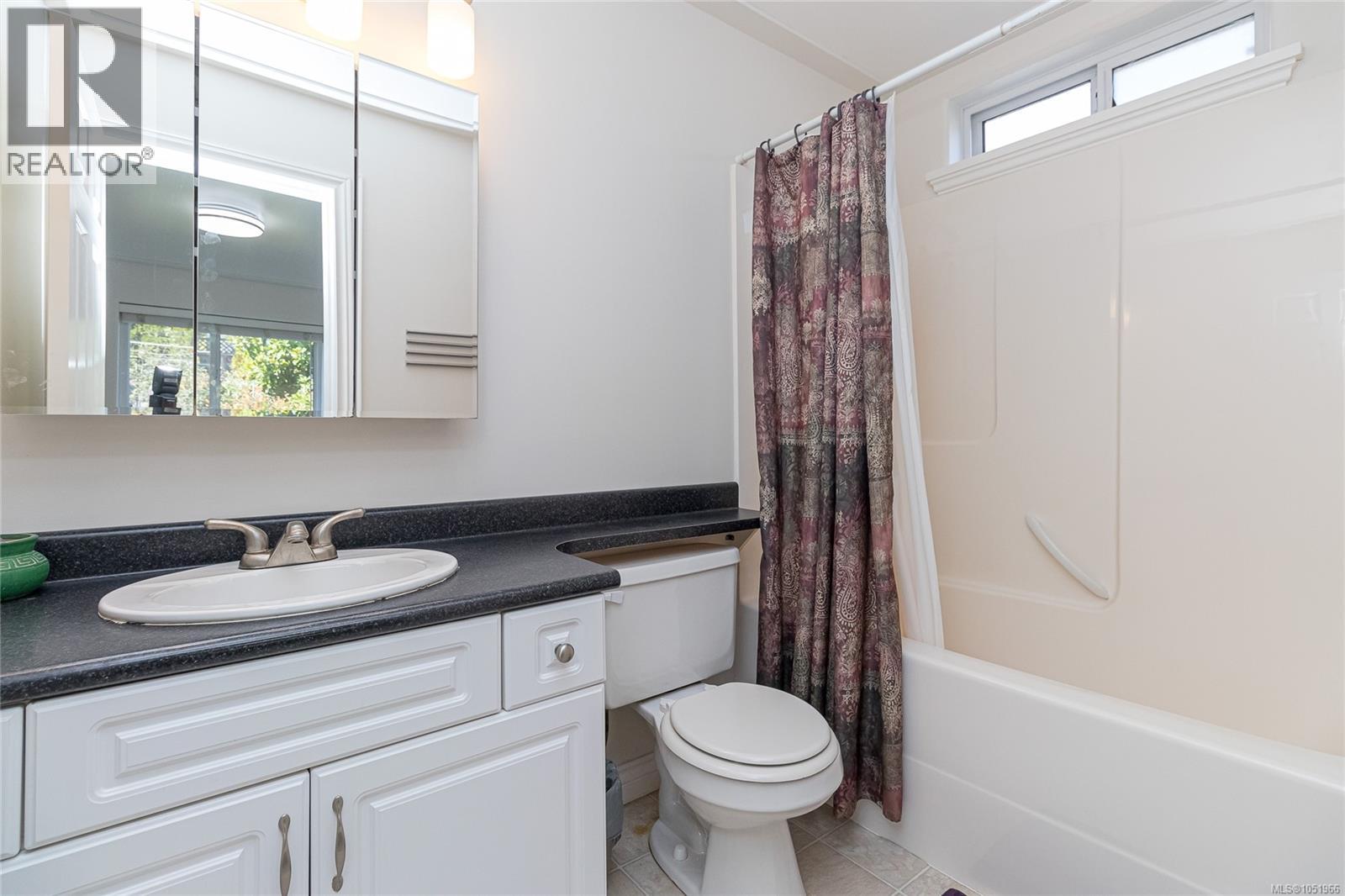 6309 Central Saanich Rd