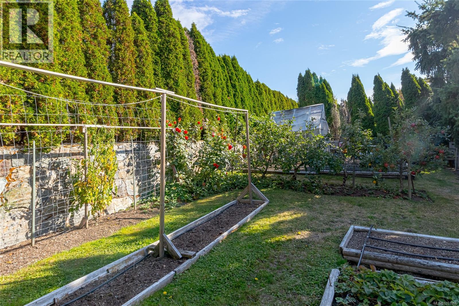 6309 Central Saanich Rd