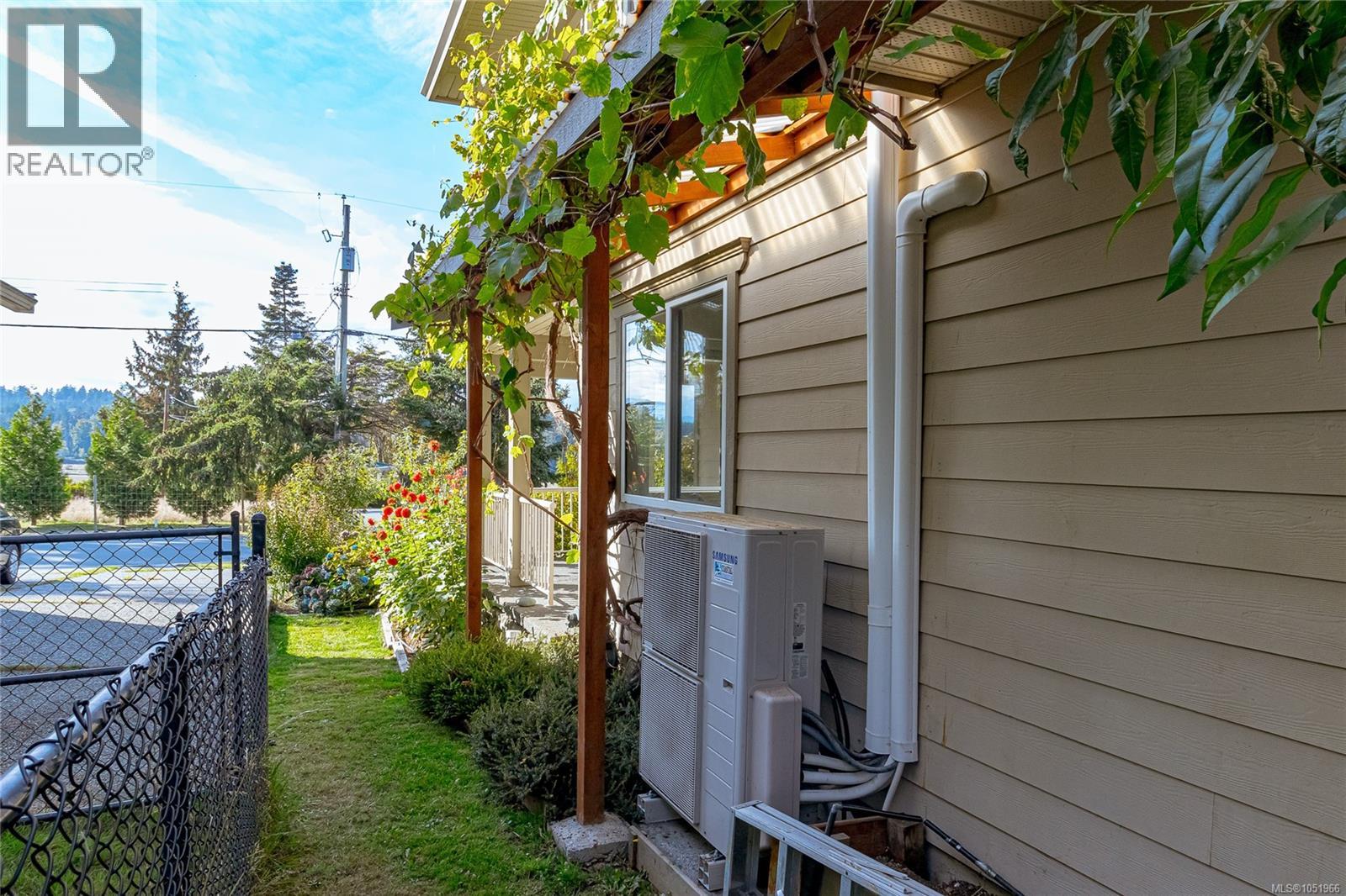 6309 Central Saanich Rd