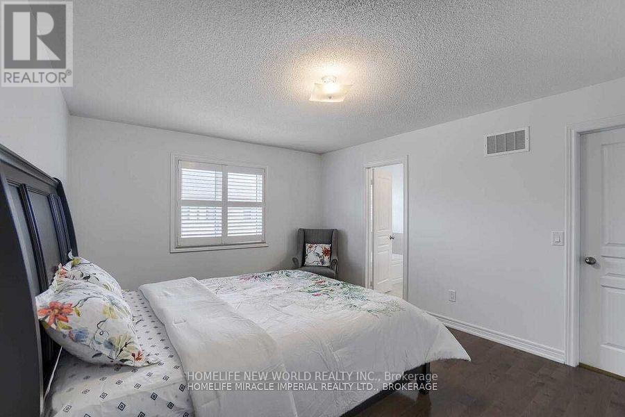 15 Grove End Way, Brampton, Ontario  L6R 4A2 - Photo 7 - W13881548