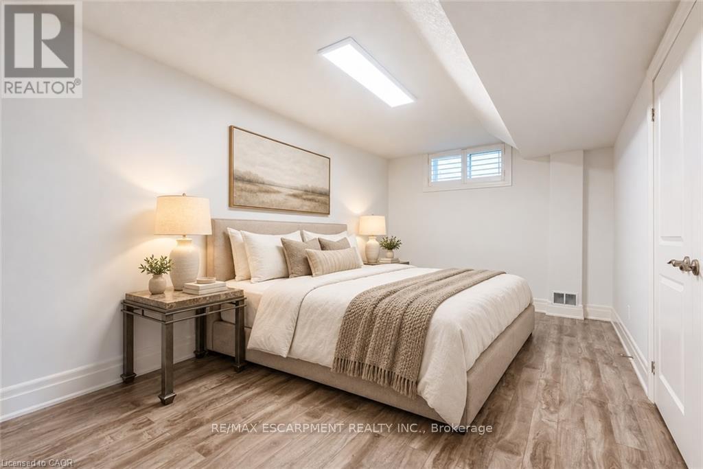 125 Stokes Trail, Milton, Ontario  L0P 1B0 - Photo 28 - W13881554
