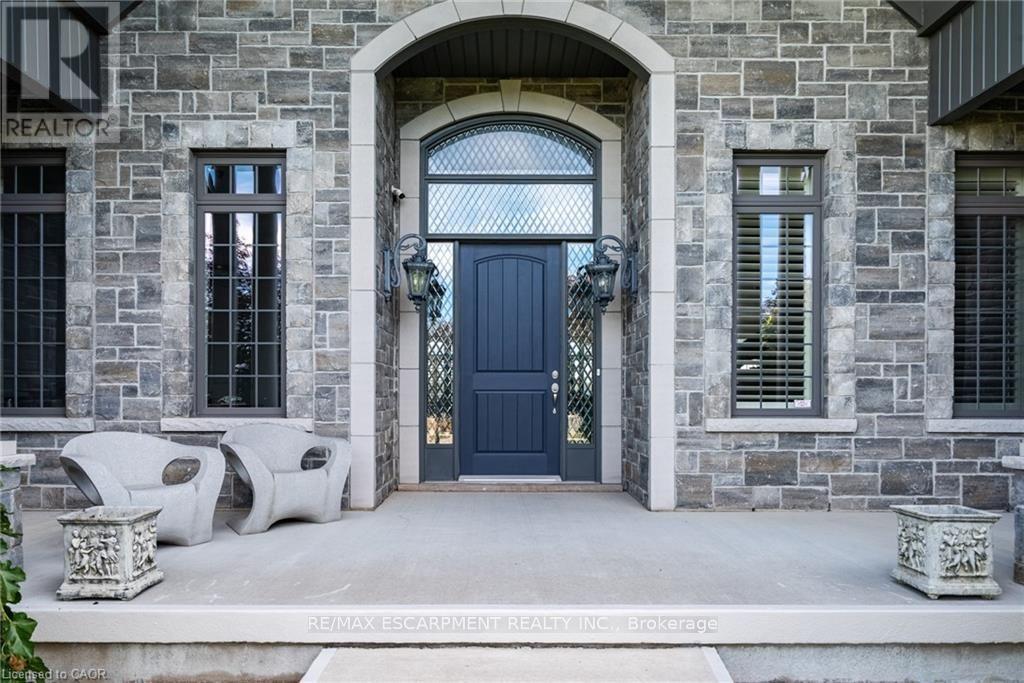 125 Stokes Trail, Milton, Ontario  L0P 1B0 - Photo 4 - W13881554