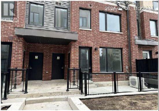 4 - 3415 RIDGEWAY DRIVE, Mississauga, Ontario