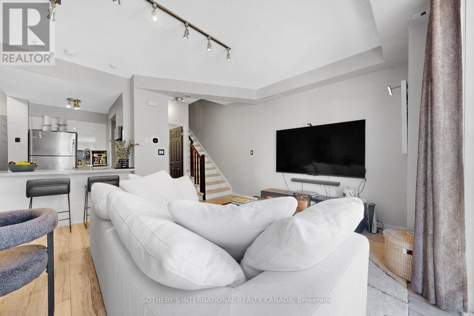 377 - 32 Stadium Road, Toronto, Ontario  M5V 3P4 - Photo 18 - C13869102