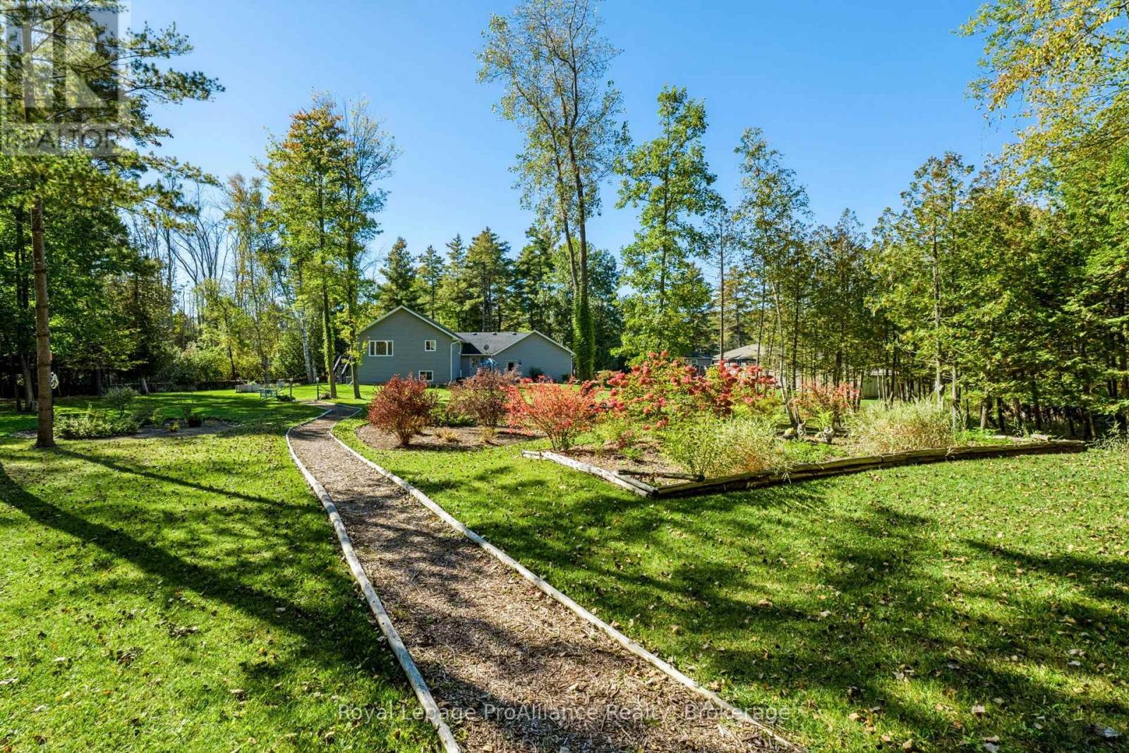 21502 Loyalist Parkway (Highway 33) Parkway, Prince Edward County, Ontario  K0K 1L0 - Photo 39 - X13872100