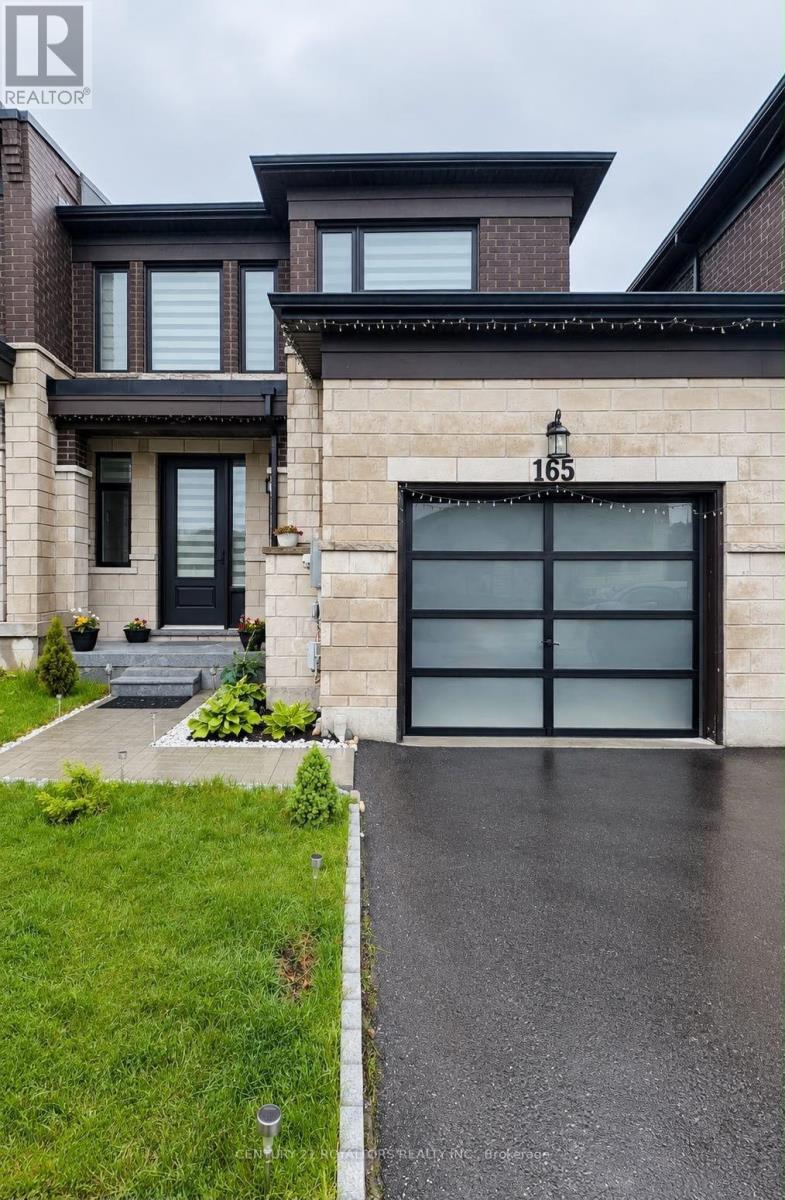 165 HUNTINGFORD TRAIL, Woodstock, Ontario