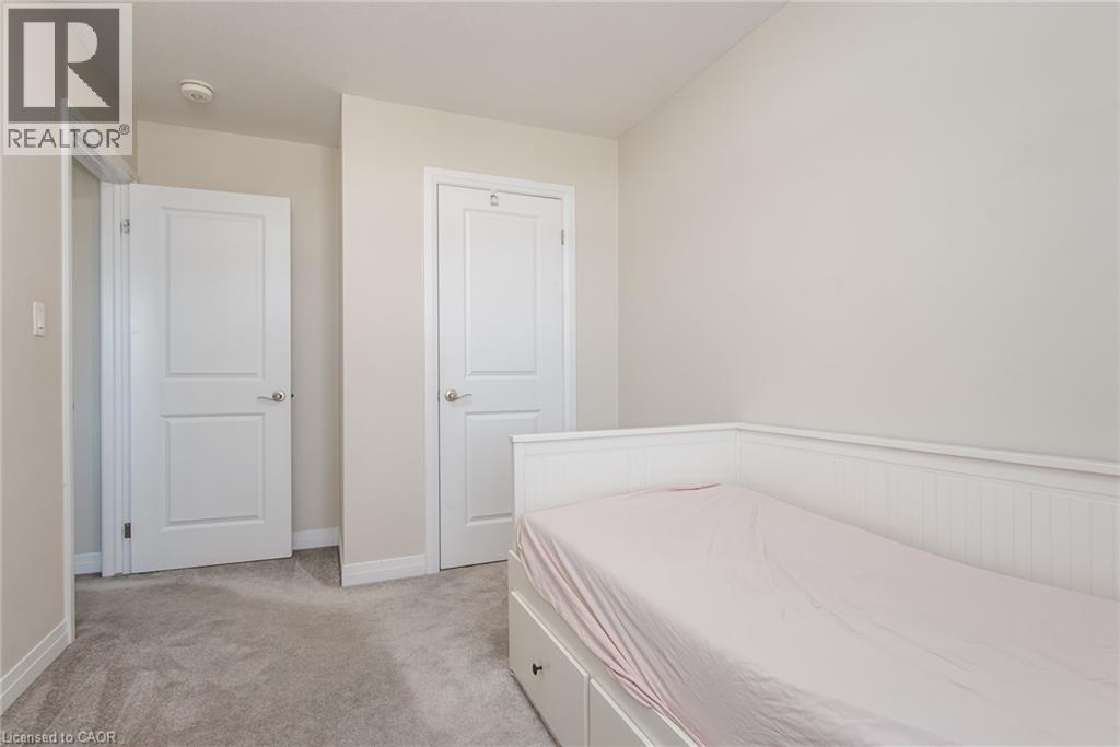 120 Monarch Woods Drive, Kitchener, Ontario  N2P 2N7 - Photo 28 - 40870212