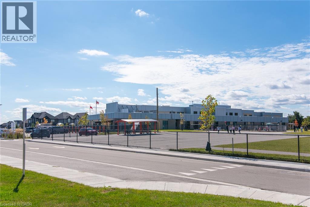 120 Monarch Woods Drive, Kitchener, Ontario  N2P 2N7 - Photo 47 - 40870212
