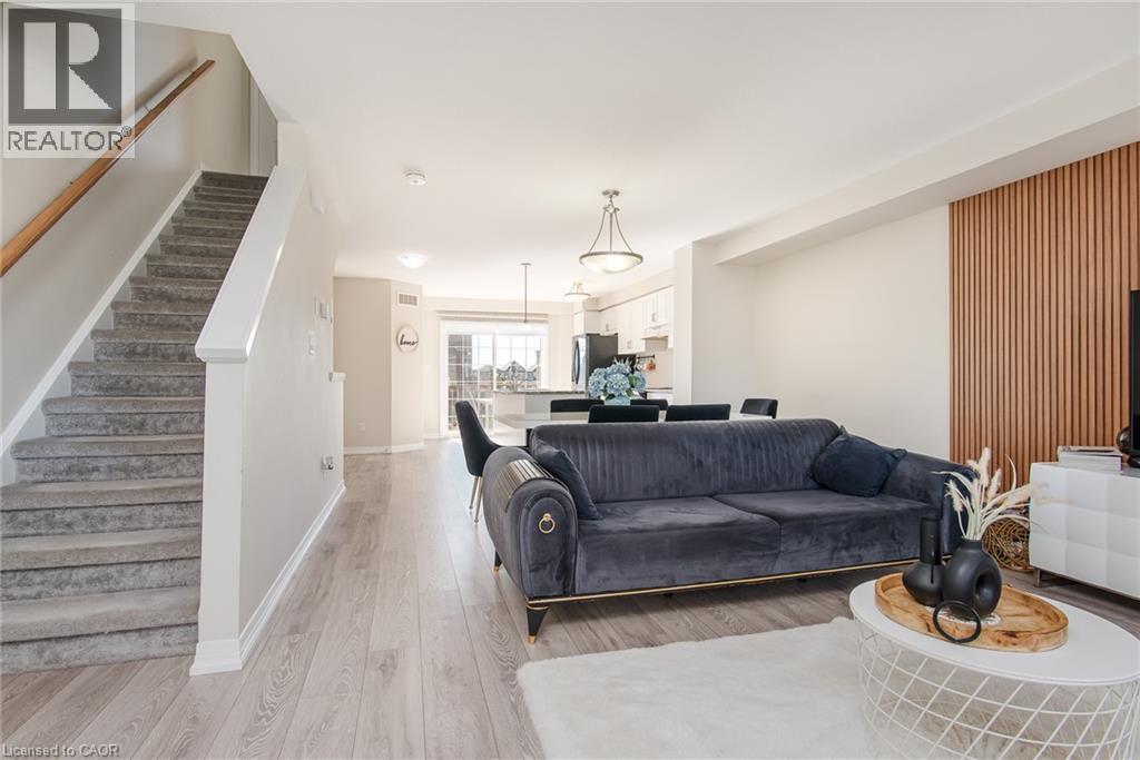 120 Monarch Woods Drive, Kitchener, Ontario  N2P 2N7 - Photo 8 - 40870212