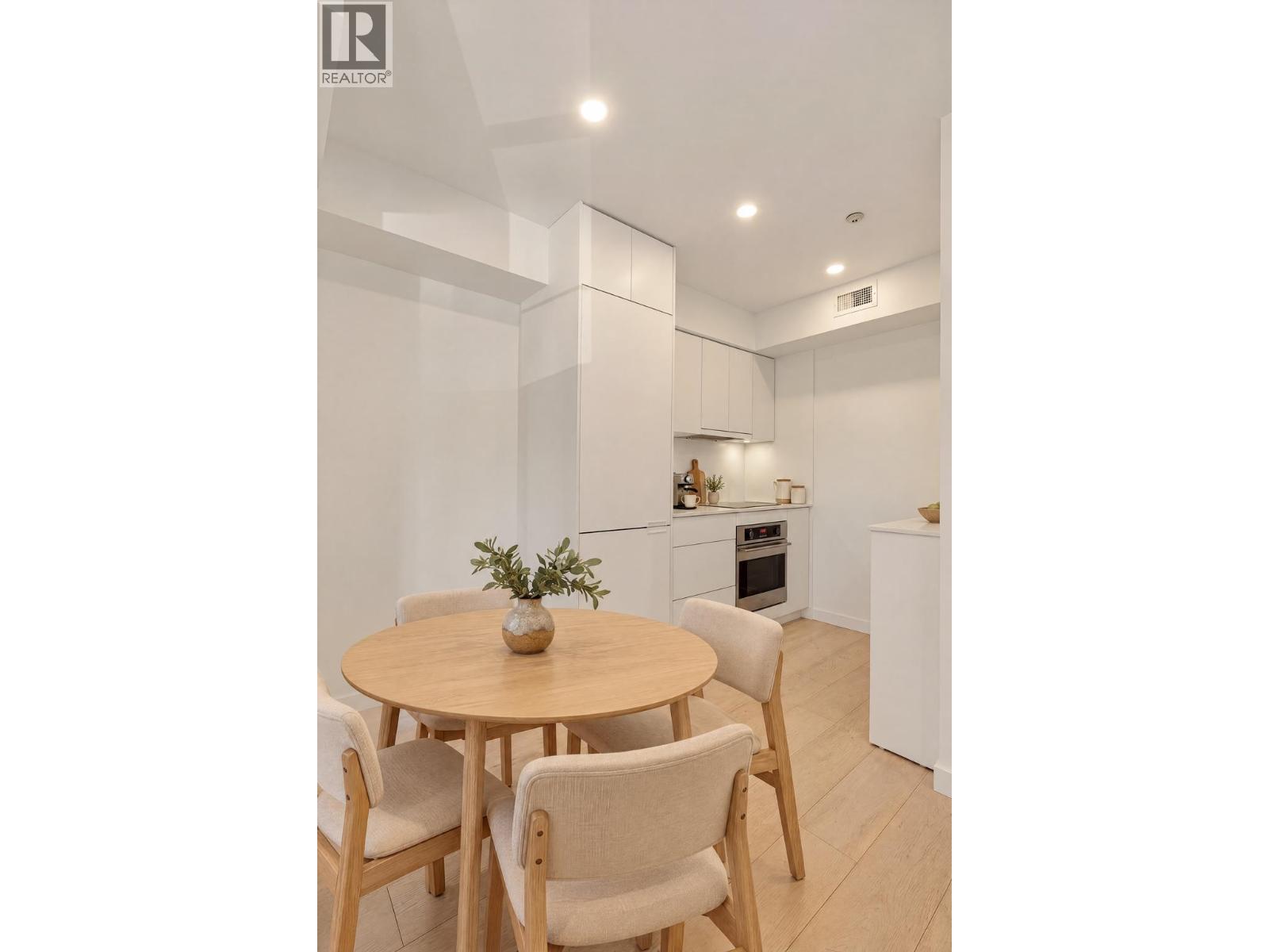 202 1520 Cotton Drive, Vancouver, British Columbia  V5L 3V2 - Photo 6 - R3173973