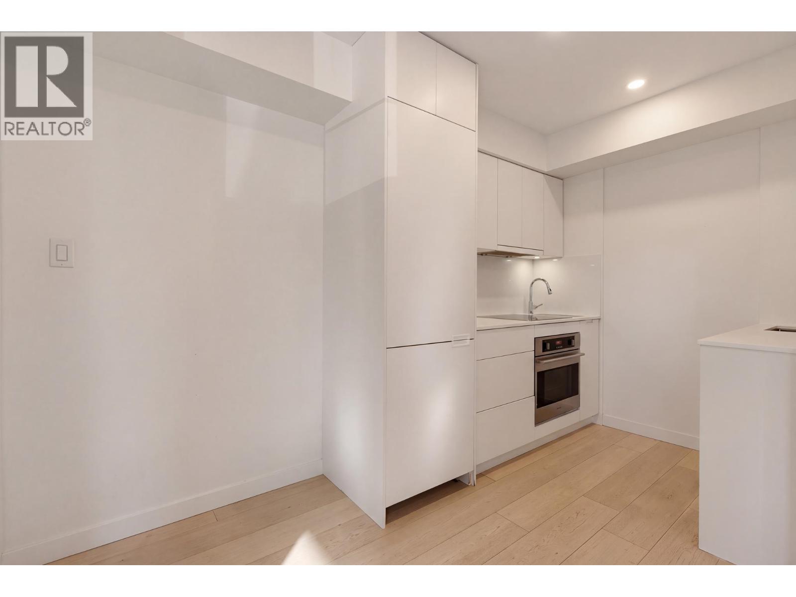 202 1520 Cotton Drive, Vancouver, British Columbia  V5L 3V2 - Photo 9 - R3173973