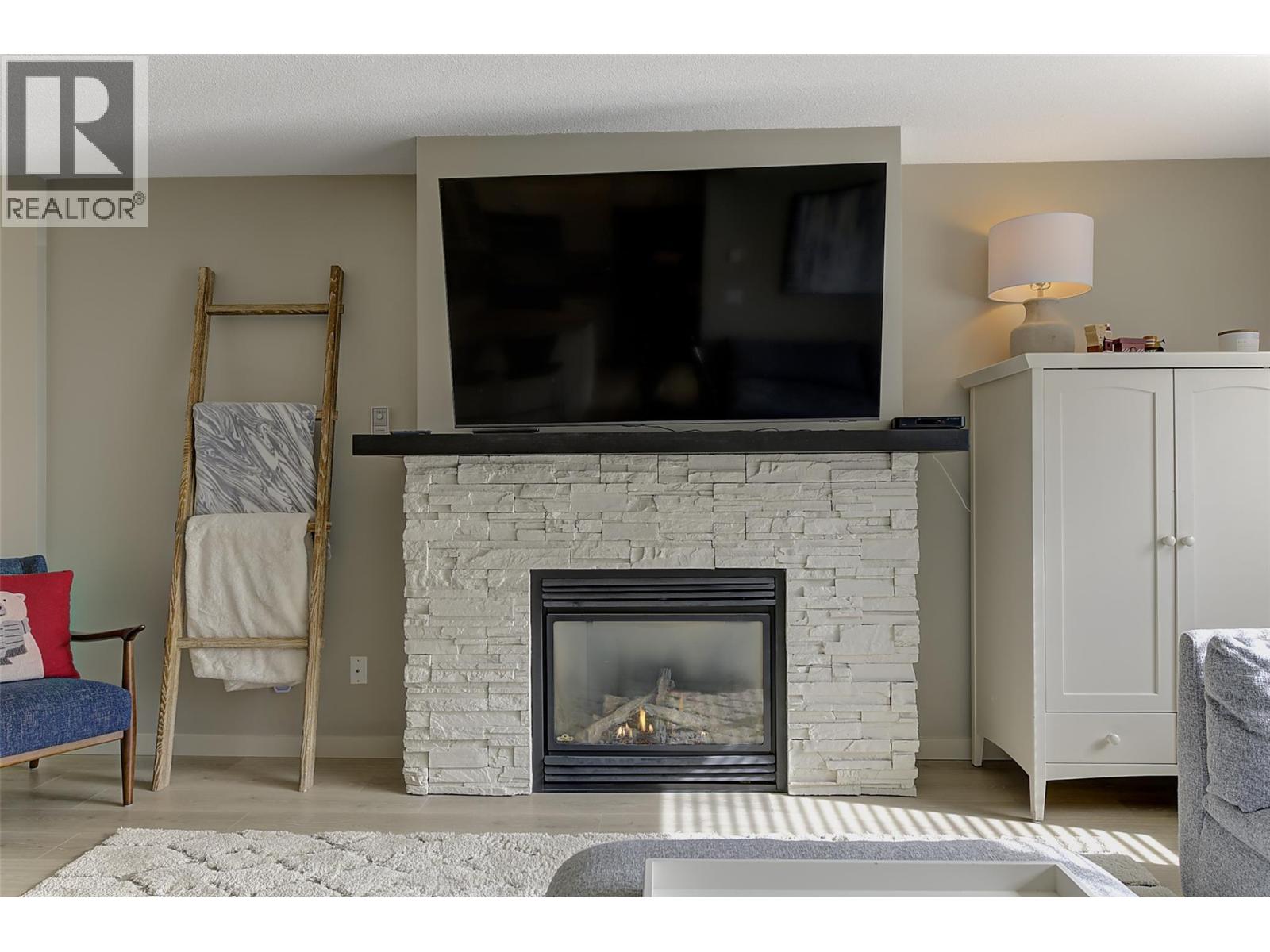 5350 Big White Road Unit# 14