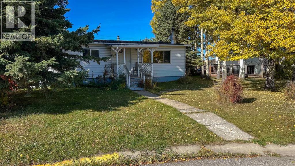 224 5 Street NW, Sundre, Alberta  T0M 1X0 - Photo 15 - A2351040