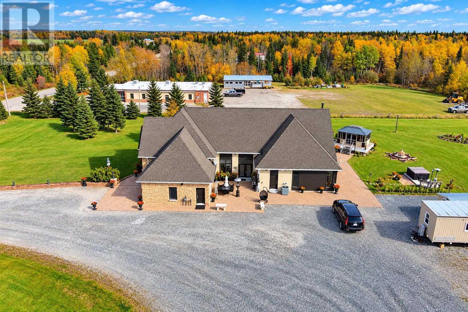 175 Gaspesie Rd, Hearst, Ontario  P0L 1N0 - Photo 50 - SM262828