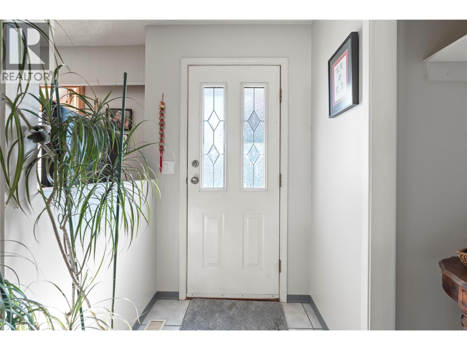 5789 Rimer Road, Vernon, British Columbia  V1B 3L3 - Photo 8 - 10402846