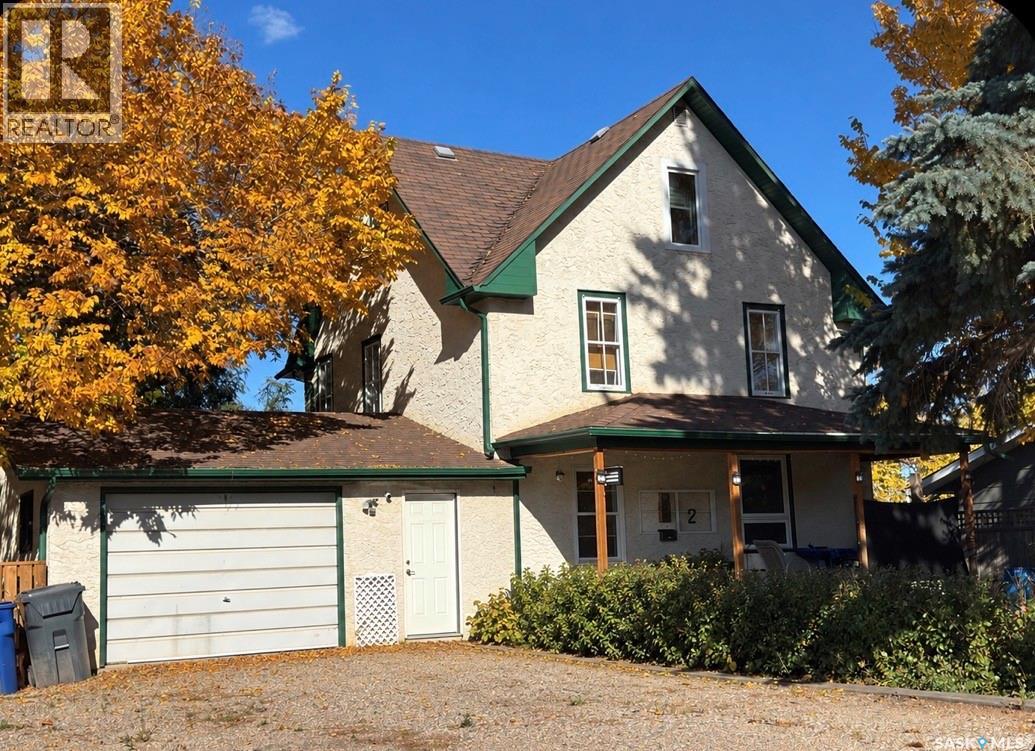 312 32nd Street, Battleford, Saskatchewan  S0M 0E0 - Photo 2 - SK050809
