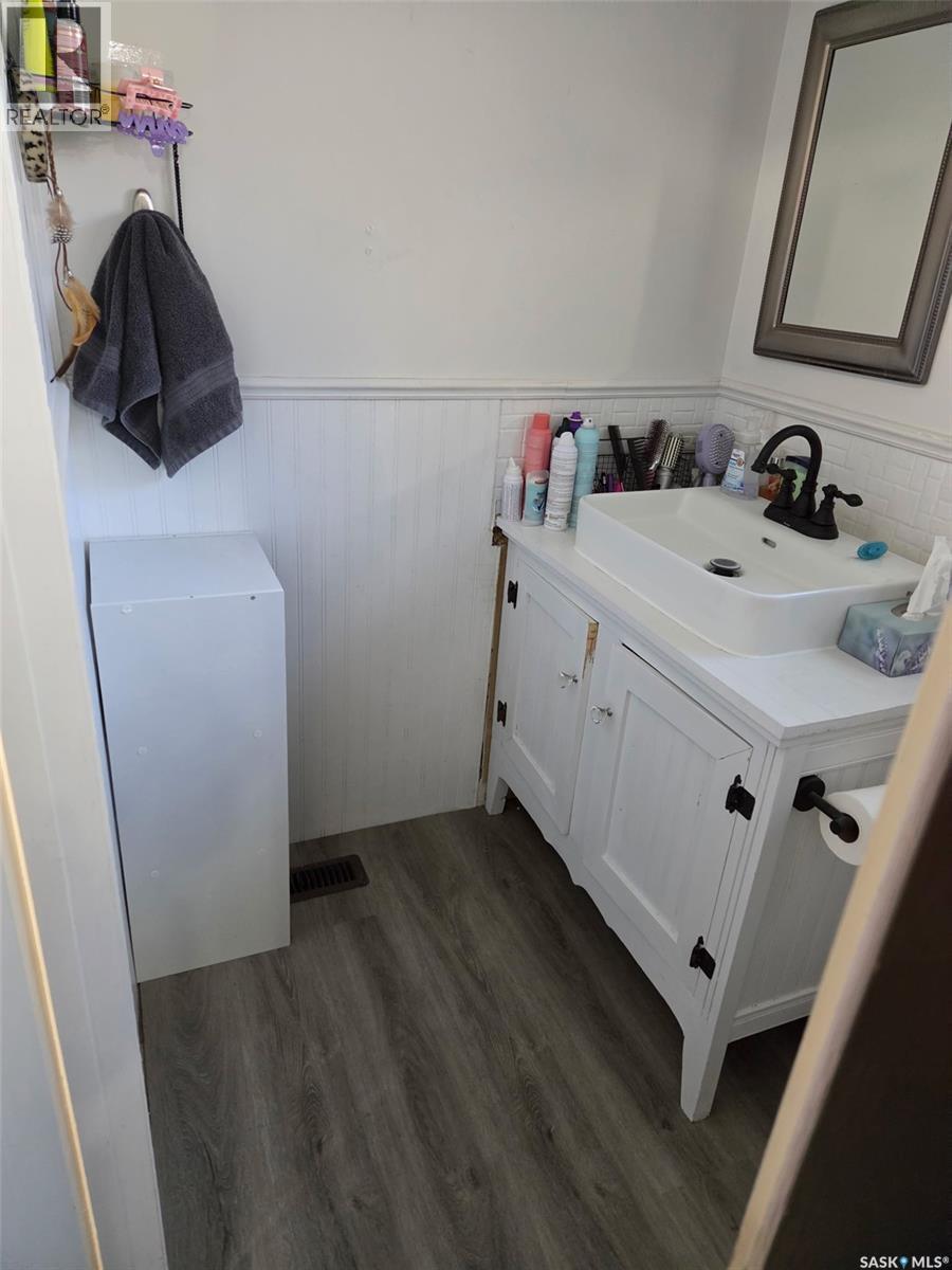 312 32nd Street, Battleford, Saskatchewan  S0M 0E0 - Photo 21 - SK050809