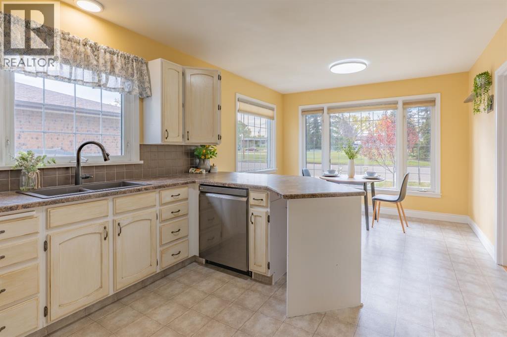 266 Prospect Drive SW