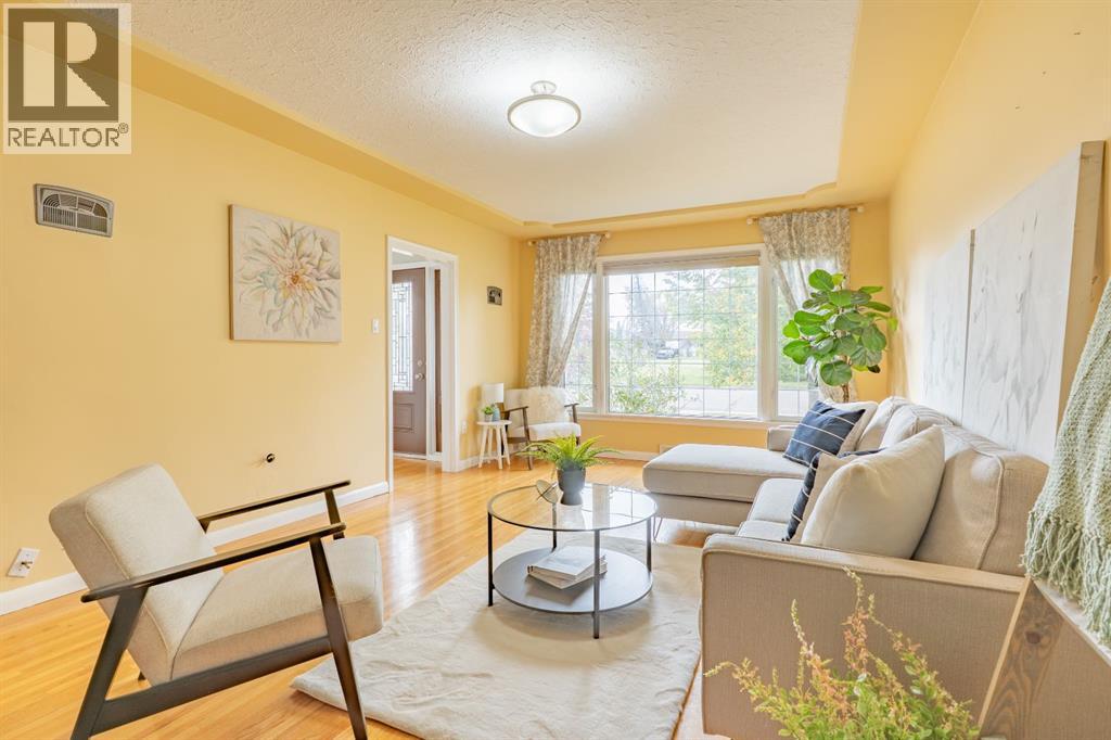 266 Prospect Drive SW