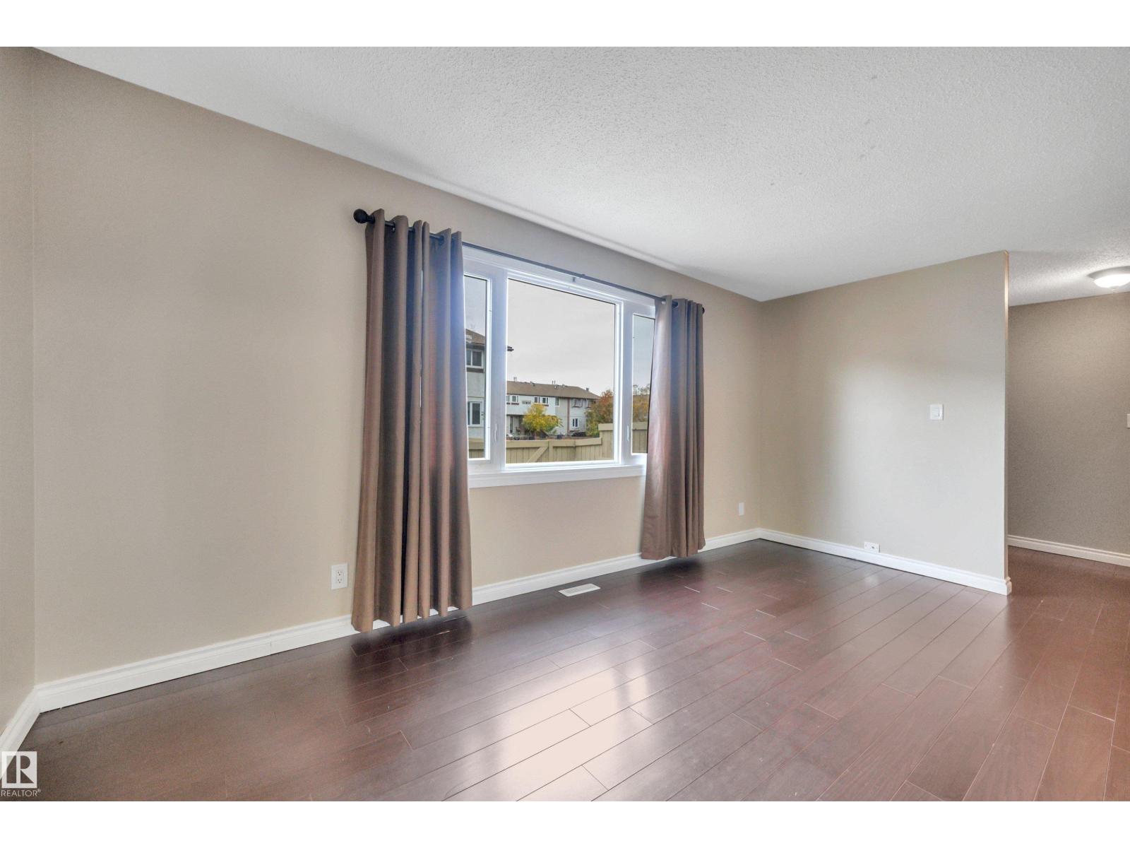 #8 14130 80 St Nw, Edmonton, Alberta  T5C 1L6 - Photo 3 - E4512481