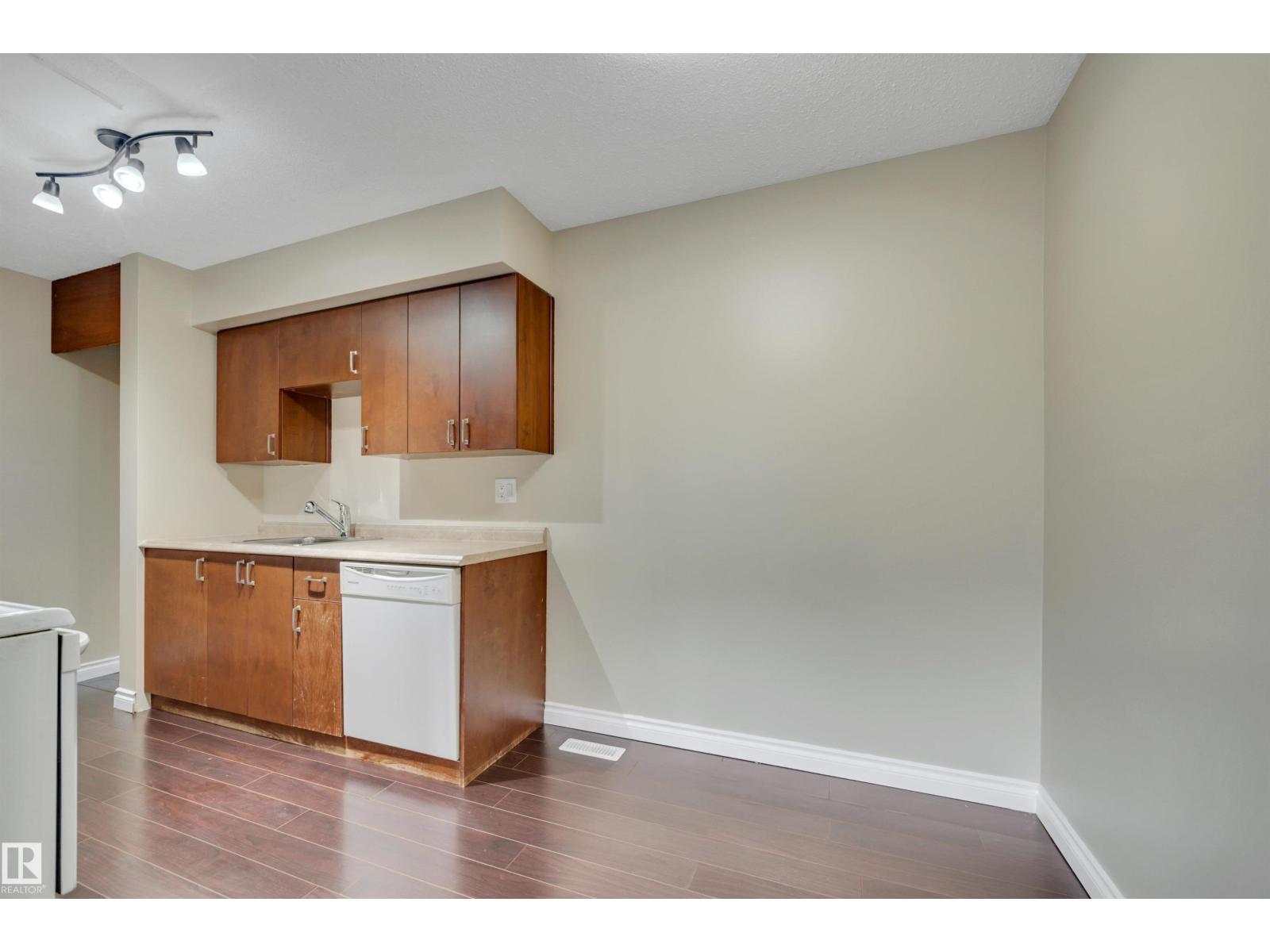 #8 14130 80 St Nw, Edmonton, Alberta  T5C 1L6 - Photo 6 - E4512481