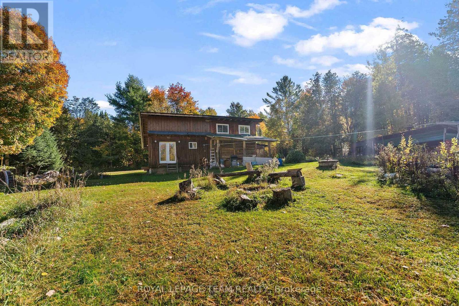 211 WOODLAND LANE, Brudenell, Ontario