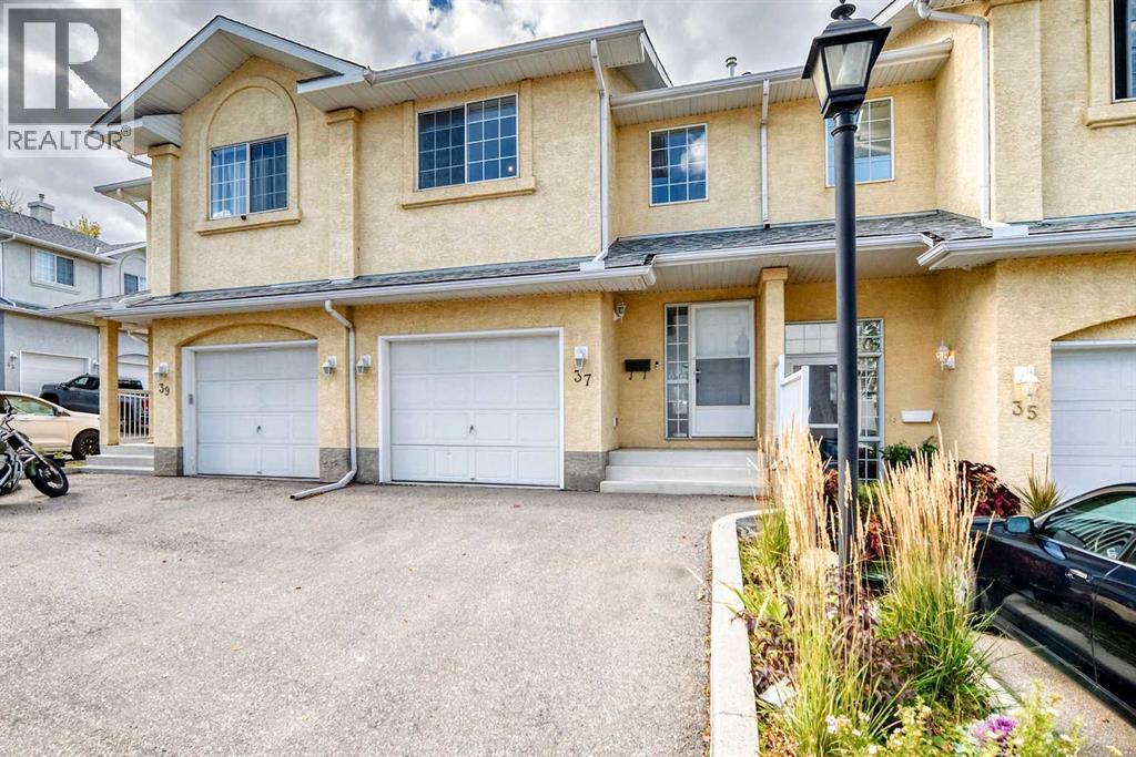 37 Beddington Gardens NE, Calgary, Alberta  T3K 4N9 - Photo 3 - A2348992