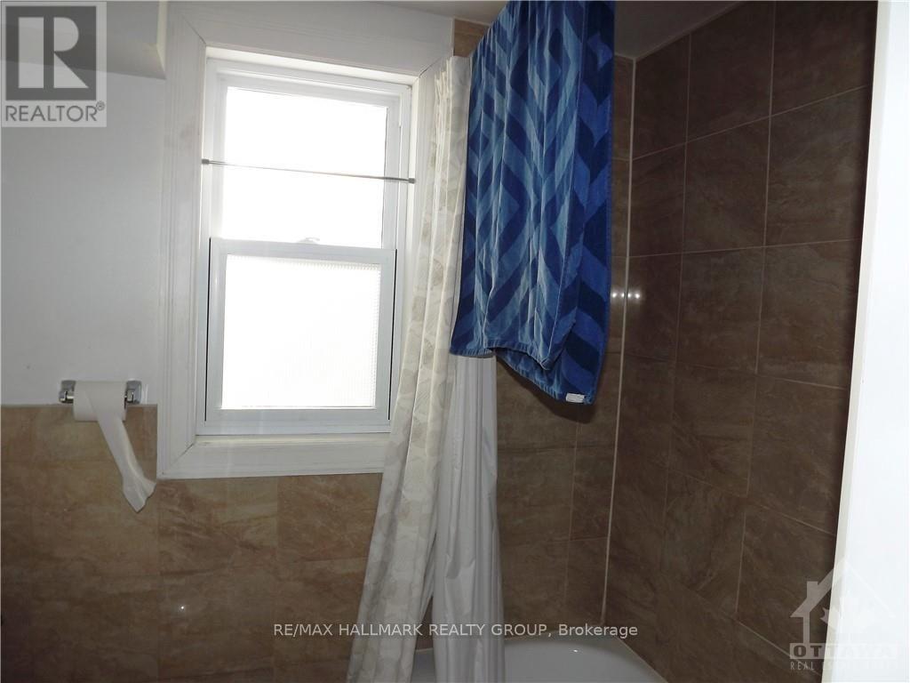 # 2 - 570 Gladstone Avenue, Ottawa, Ontario  K1R 5P3 - Photo 10 - X13881758