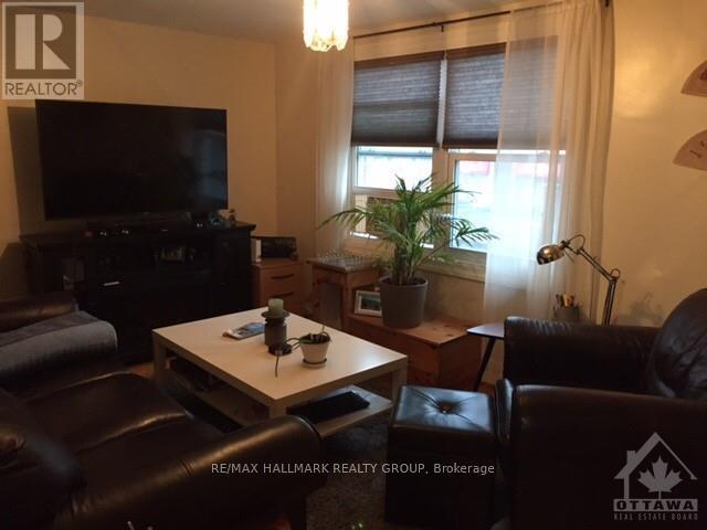 # 2 - 570 Gladstone Avenue, Ottawa, Ontario  K1R 5P3 - Photo 3 - X13881758